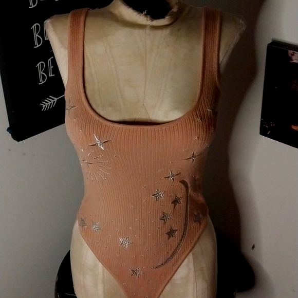 Forever 21 fitted bodysuit - Picture 1 of 3